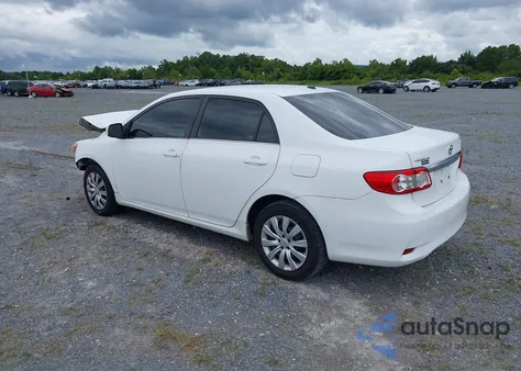 2013 Toyota Corolla Le z USA, uszkodzony, nr VIN 2T1BU4EE3DC110304